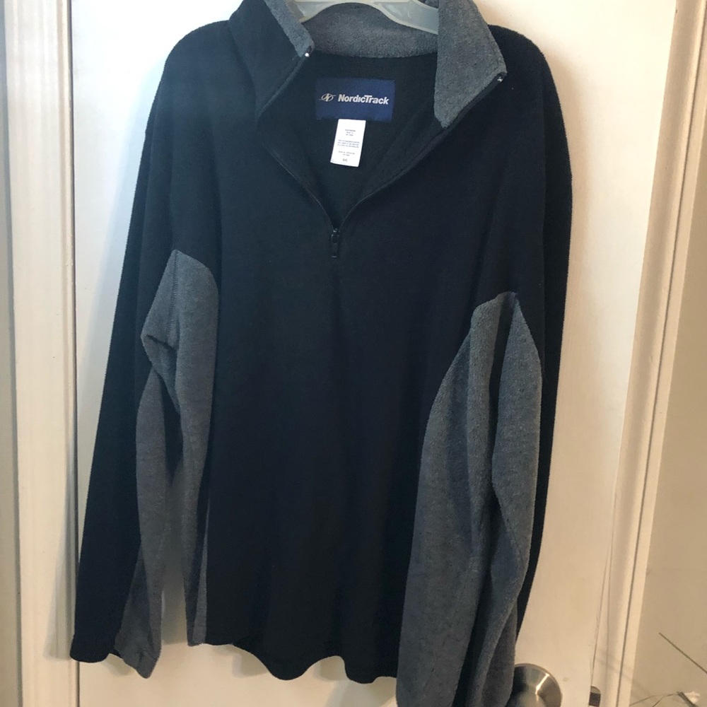 Nortic track pull over